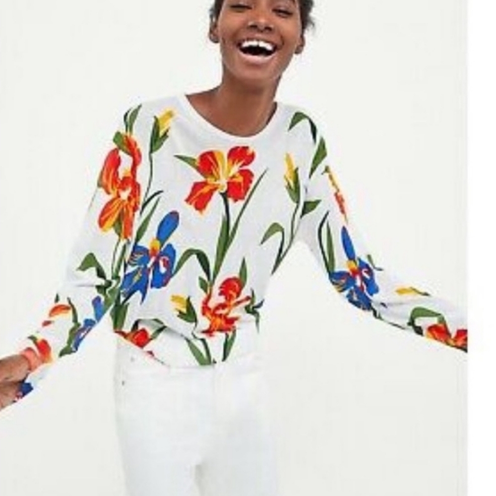 Zara Brand New light weight sweater